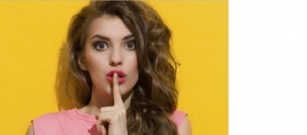 As mulheres fazem algumas coisas que querem manter em segredo, confira. As mulheres fazem algumas coisas que querem manter em segredo, confira.