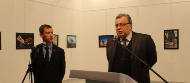 Turchia, l'ambasciatore russo ad Ankara Andrey Karlov pochi minuti ... - repubblica.it Turchia, l'ambasciatore russo ad Ankara Andrey Karlov pochi minuti ... - repubblica.it