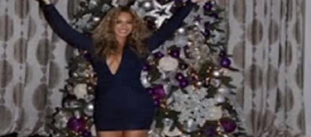 Youtube user theVoice4Appl "Beyonce Christmas Showing Off House Decorations" Youtube user theVoice4Appl "Beyonce Christmas Showing Off House Decorations"