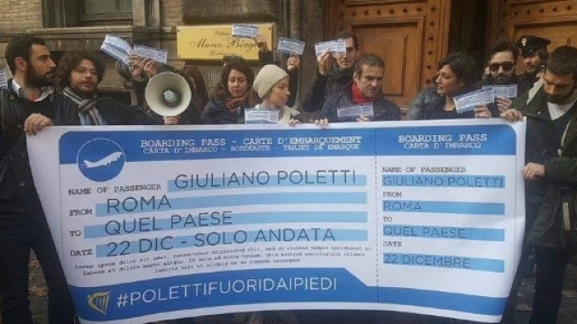 Contestazione al Ministero del Lavoro: 'Poletti fuori dai piedi'