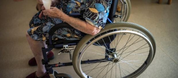 Anziana morta a 86 anni dopo essere stata sfrattata di casa Anziana morta a 86 anni dopo essere stata sfrattata di casa