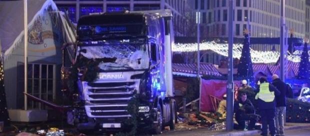 Atentat terorist în Berlin: suspectul pakistanez a fost eliberat Atentat terorist în Berlin: suspectul pakistanez a fost eliberat