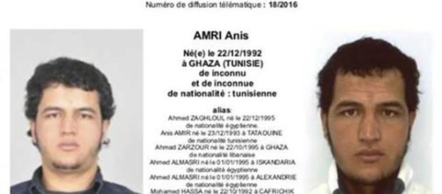 Il 24enne tunisino Anis Amri: l'attentatore di Berlino. Il 24enne tunisino Anis Amri: l'attentatore di Berlino.