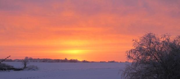 Wintersonnenwende – Schneelandschaft Wintersonnenwende – Schneelandschaft