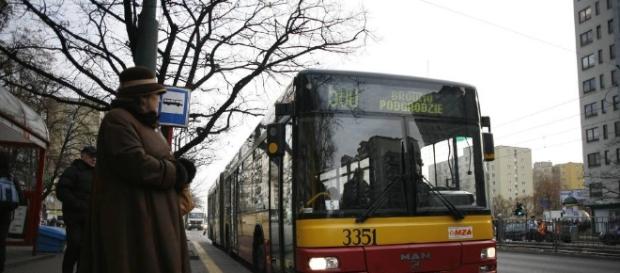 Z darmowego przejazdu ma korzystać około 112 tys. uczniów - naszemiasto.pl Z darmowego przejazdu ma korzystać około 112 tys. uczniów - naszemiasto.pl