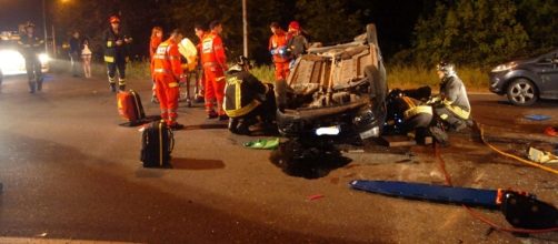 Calabria: auto contro rotatoria, due vittime e due feriti (foto di repertorio)