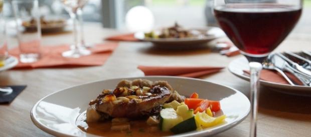 Aprender a comer saludablemente fuera de casa por trabajo- Nutrición Ortomolecular Aprender a comer saludablemente fuera de casa por trabajo- Nutrición Ortomolecular
