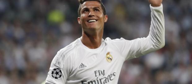 Cristiano Ronaldo, les 5 moments où il a été le plus mégalo | melty - melty.fr Cristiano Ronaldo, les 5 moments où il a été le plus mégalo | melty - melty.fr