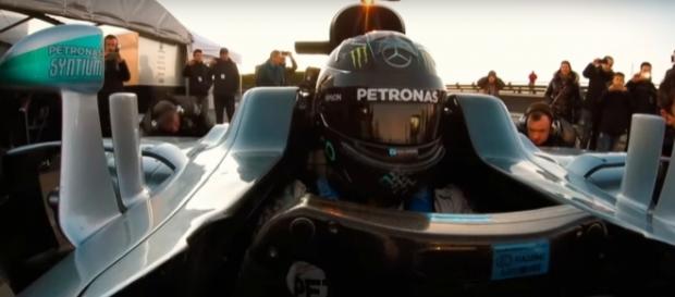 Nico Rosberg, a los mandos del Mercedes W07. Nico Rosberg, a los mandos del Mercedes W07.