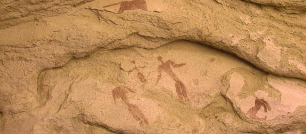 Un Belén de 5.000 años de antigüedad. El niño yace entre los padres, mientras dos animales rodean a la familia. Un Belén de 5.000 años de antigüedad. El niño yace entre los padres, mientras dos animales rodean a la familia.