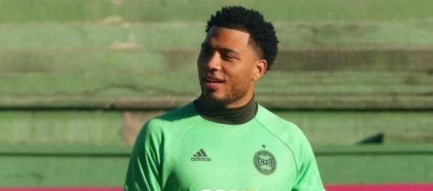 Corinthians acerta últimos detalhes para oficializar Kazim (Reprodução/GloboEsporte) Corinthians acerta últimos detalhes para oficializar Kazim (Reprodução/GloboEsporte)