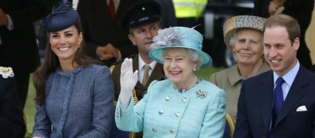 Diamond Jubilee: William and Kate Join the Queen in Nottingham ... - ibtimes.co.uk Diamond Jubilee: William and Kate Join the Queen in Nottingham ... - ibtimes.co.uk