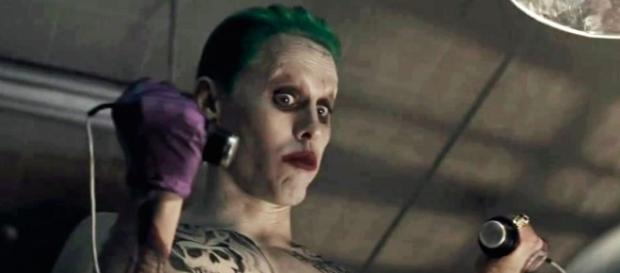 Jared Leto actuando como el "Joker" Jared Leto actuando como el "Joker"