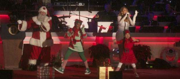 Mariah Carey, "All I Want is Christmas". Picture by The United States Army Band (Creative Commons). Mariah Carey, "All I Want is Christmas". Picture by The United States Army Band (Creative Commons).