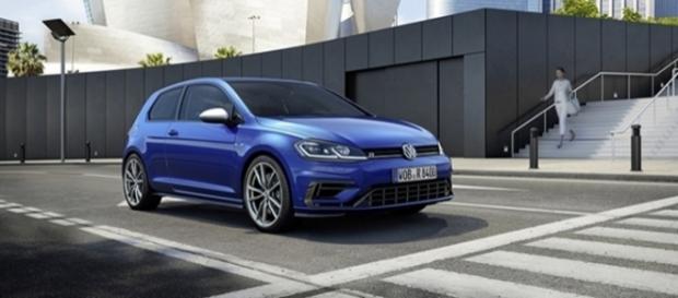 Volkswagen Golf R 2017 tem 310 cv de potência Volkswagen Golf R 2017 tem 310 cv de potência