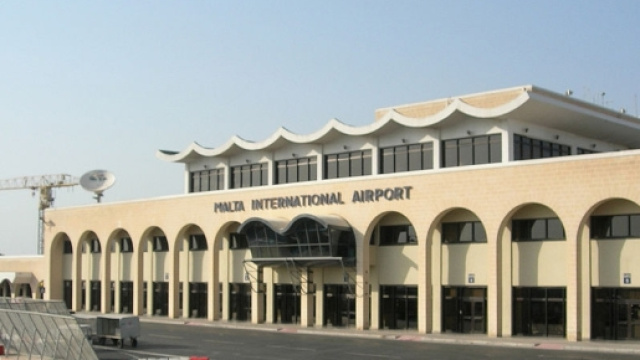 Aeroporto di Malta, atterrato un aereo libico dirottato.