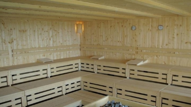 Una sauna al giorno protegge dalla demenza - La Stampa - lastampa.it