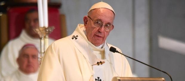 Der Papst mahnt die Welt zum Frieden. (Marko Vombergar, ALETEIA/ flickr/ CC BY 2.0) Der Papst mahnt die Welt zum Frieden. (Marko Vombergar, ALETEIA/ flickr/ CC BY 2.0)