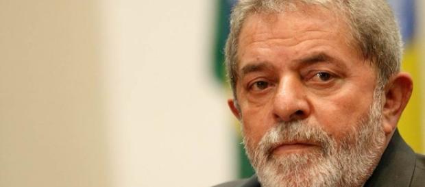 Lula como presidenta em 2017? PT irá tentar. Lula como presidenta em 2017? PT irá tentar.