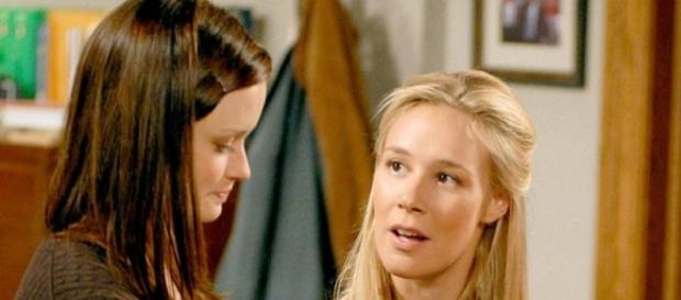 Paris Geller Is Returning to 'Gilmore Girls' Reboot: Liza Weil ... - lockerdome.com Paris Geller Is Returning to 'Gilmore Girls' Reboot: Liza Weil ... - lockerdome.com