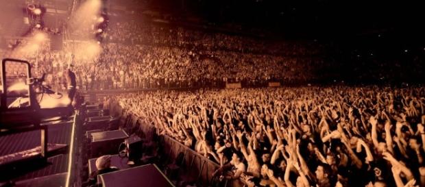 SIAE decreta che il concerto più visto del 2014 è ... - silvermusicradio.it SIAE decreta che il concerto più visto del 2014 è ... - silvermusicradio.it