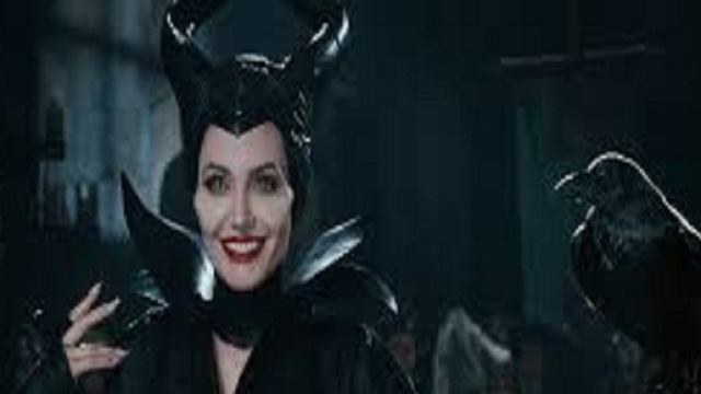 Programmi tv stasera 1 gennaio: Angelina Jolie in 'Maleficent'.