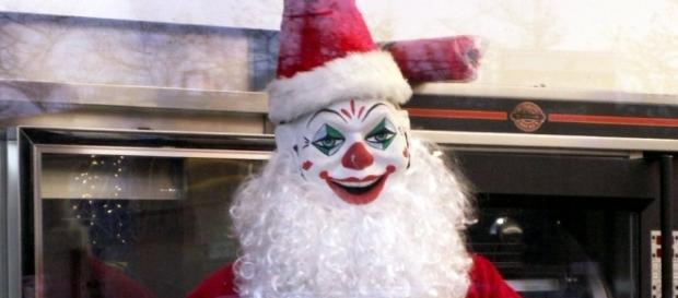 Abbiamo selezionato 20 canzoni per sopravvivere al Natale: qui le altre 10. Abbiamo selezionato 20 canzoni per sopravvivere al Natale: qui le altre 10.
