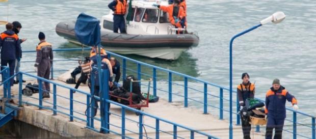 Crash d'un avion russe en mer Noire: pas de signes de survivants ... - leparisien.fr Crash d'un avion russe en mer Noire: pas de signes de survivants ... - leparisien.fr