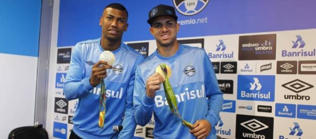 Luan e Walace não receberam propostas oficiais (Grêmio/ Divulgação) Luan e Walace não receberam propostas oficiais (Grêmio/ Divulgação)
