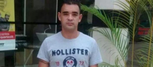 O mineiro Renato Soares de Araújo tem 32 anos e é um dos desaparecidos O mineiro Renato Soares de Araújo tem 32 anos e é um dos desaparecidos