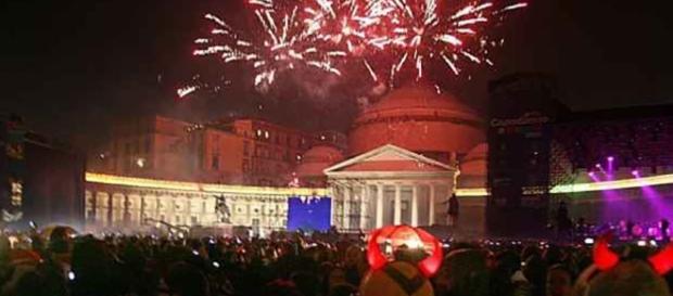 Sorpresa di Capodanno, svelati tutti i nomi per il super concerto ... - grandenapoli.it Sorpresa di Capodanno, svelati tutti i nomi per il super concerto ... - grandenapoli.it