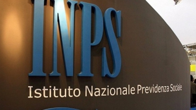 Pensione futura: età di uscita e importo per 30enni, 40enni e 50enni.