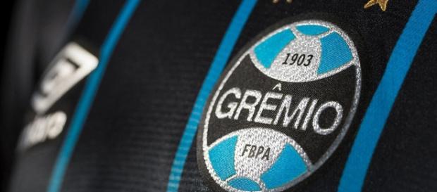 Diretoria gremista corre para anunciar reforços para 2017 Diretoria gremista corre para anunciar reforços para 2017