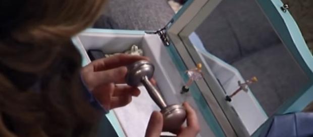 'General Hospital' spoilers say Nelle is Carly's kid based on rattle reveal today (via YouTube Daytime99) 'General Hospital' spoilers say Nelle is Carly's kid based on rattle reveal today (via YouTube Daytime99)
