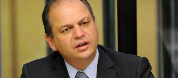 Há esperança que no próximo ano os casos diminuam Há esperança que no próximo ano os casos diminuam