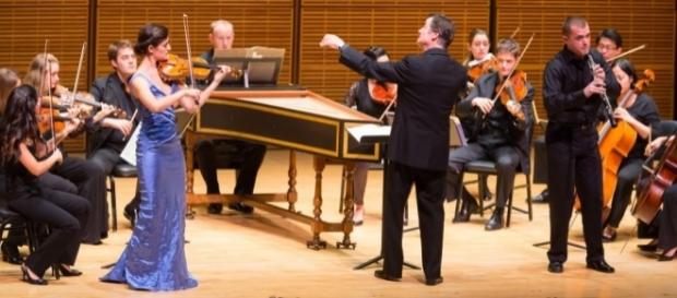 Michelle Ross, Maestro Harry Bicket, Ensemble Connect, 2012 Zankel Hall, Carnegie Hall. Photo: Chris Lee, courtesy of artist, used with permission. Michelle Ross, Maestro Harry Bicket, Ensemble Connect, 2012 Zankel Hall, Carnegie Hall. Photo: Chris Lee, courtesy of artist, used with permission.
