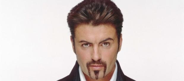 Nella foto: George Michael, star della musica pop Nella foto: George Michael, star della musica pop