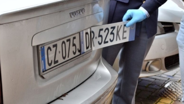 Targhe clonate: cosa fare se si &egrave; vittime di questa truffa - modenatoday.it
