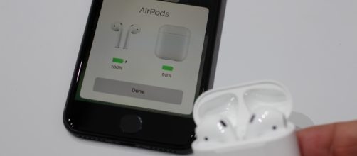 Recensione Apple AirPods, vale davvero la pena acquistarle?