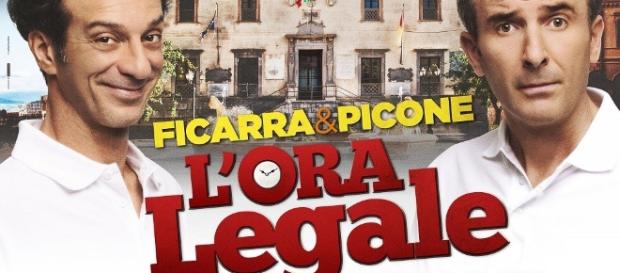 Ficarra e Picone si gettano in politica nel primo esilarante ... - universalmovies.it Ficarra e Picone si gettano in politica nel primo esilarante ... - universalmovies.it