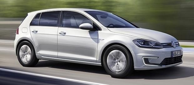 Novo Volkswagen e-Golf está mais potente e com maior autonomia Novo Volkswagen e-Golf está mais potente e com maior autonomia