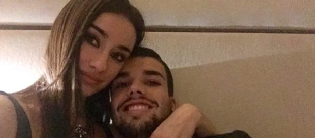 Pol y Adara, juntos en Periscope. Pol y Adara, juntos en Periscope.