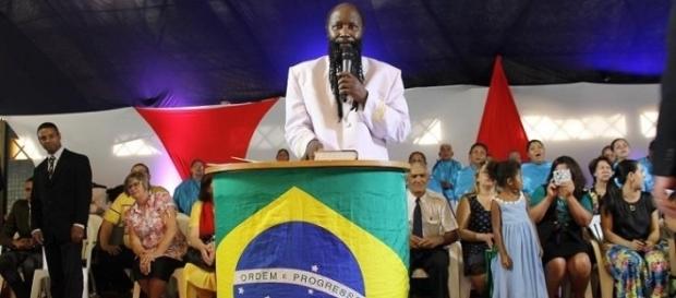 Profeta diz que Brasil é pecador Profeta diz que Brasil é pecador