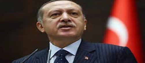 Il Presidente turco Erdogan durante una conferenza stampa.
