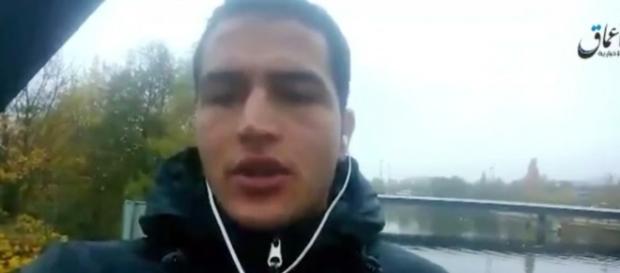 Amri, l'attentatore di Berlino Amri, l'attentatore di Berlino