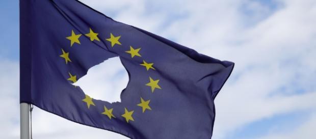 Keine Werte vorhanden, das Recht gebrochen. Die EU ist im Zerfall. (Fotoverantw./URG Suisse: Blasting.News Archiv) Keine Werte vorhanden, das Recht gebrochen. Die EU ist im Zerfall. (Fotoverantw./URG Suisse: Blasting.News Archiv)
