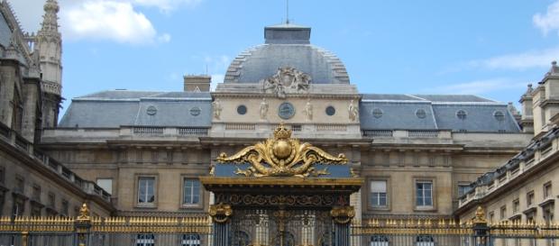 Palais de Justice de Paris - entrée - CC BY Palais de Justice de Paris - entrée - CC BY