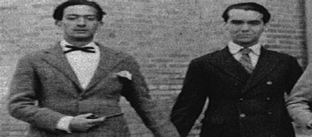 Salvador Dalí Y García Lorca, de la mano. Salvador Dalí Y García Lorca, de la mano.