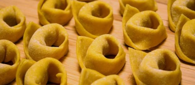 Tortellini scaduti sequestrati dai Nas in Emilia Romagna Tortellini scaduti sequestrati dai Nas in Emilia Romagna