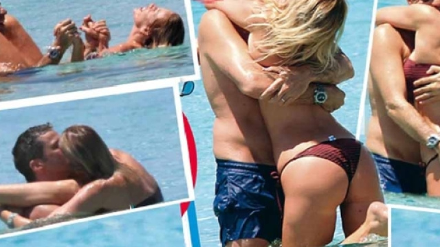 Alessia Marcuzzi foto bollenti